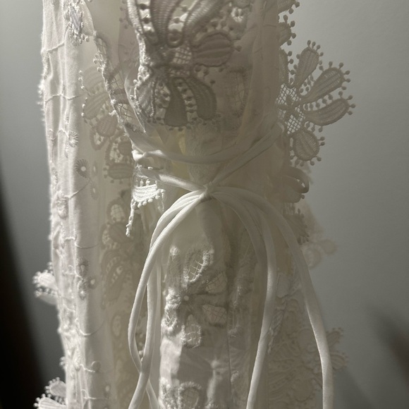 Elegant Cream Floral Maxi Dress - Picture 11 of 11